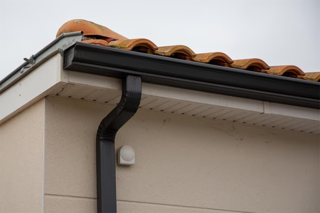 gutter repair company