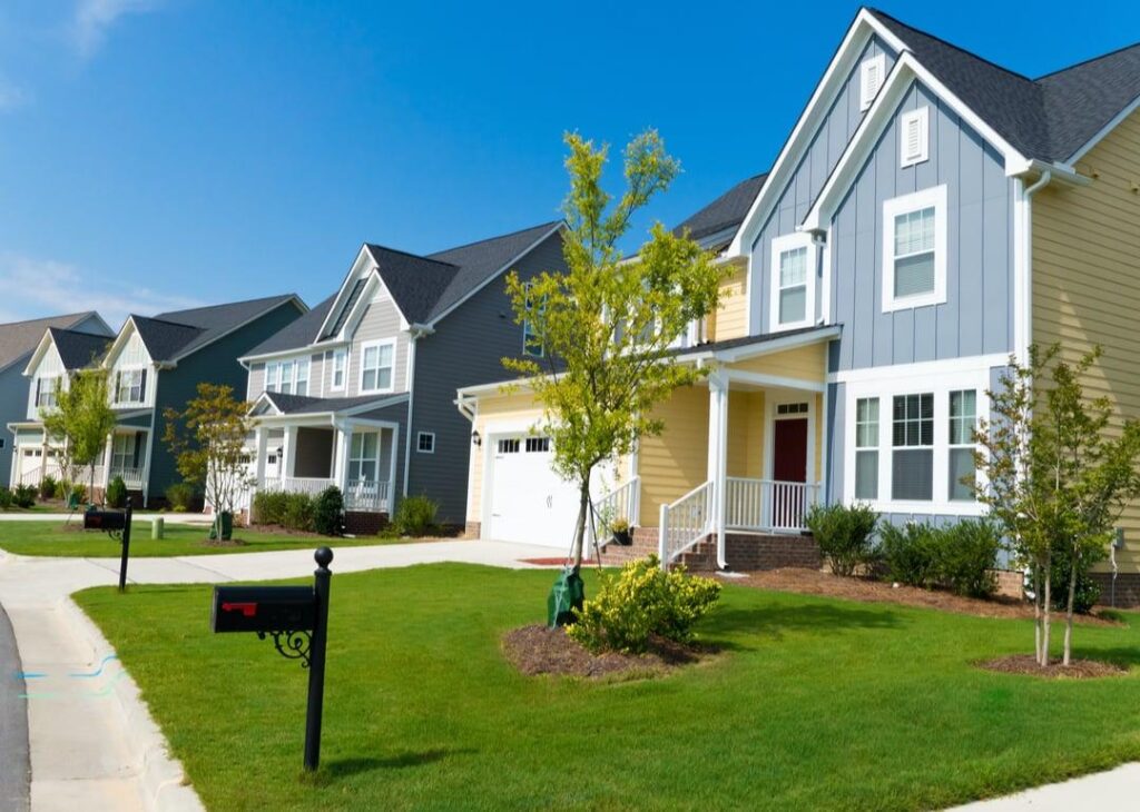 Gutter Installation Mistakes to Avoid: Albany Lessons From DIY Disasters and When to Get a gutter repair quote
