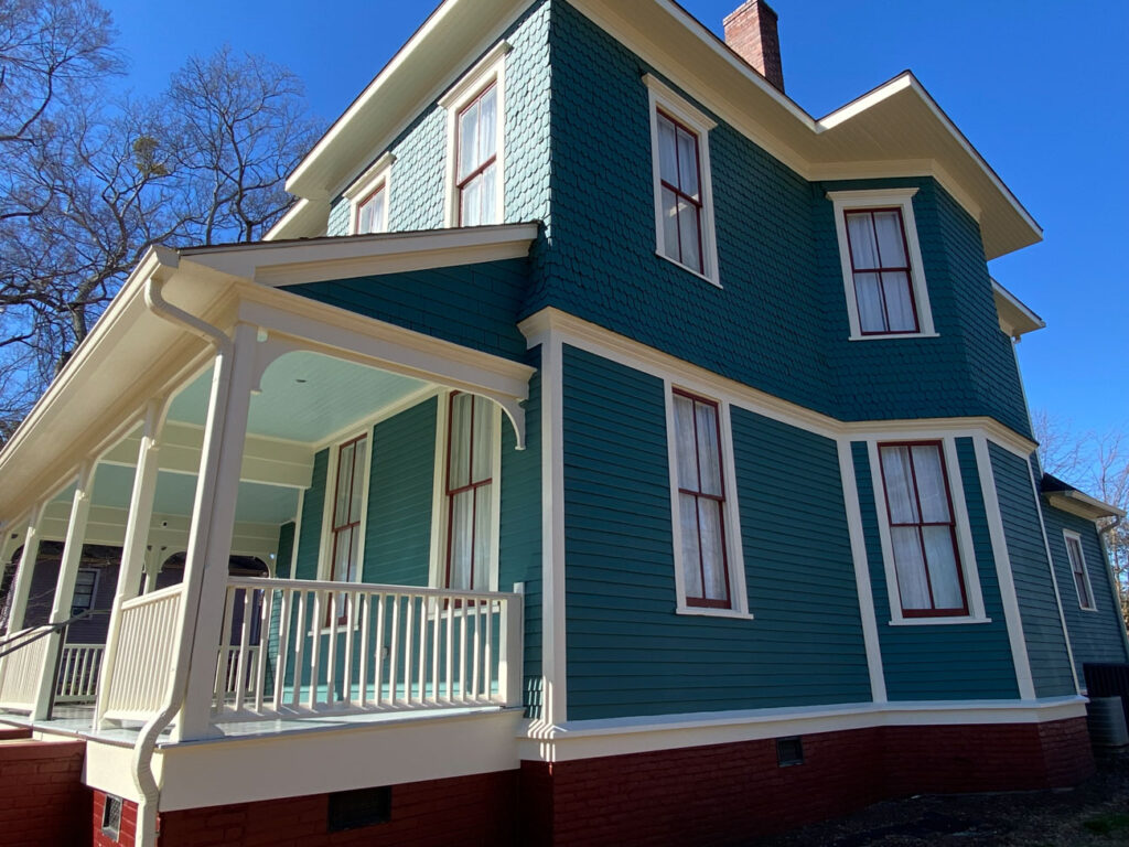 Upgrading Old Houses the Right Way: Gutter Repair and Period‑Perfect Replacements for Historic Homes