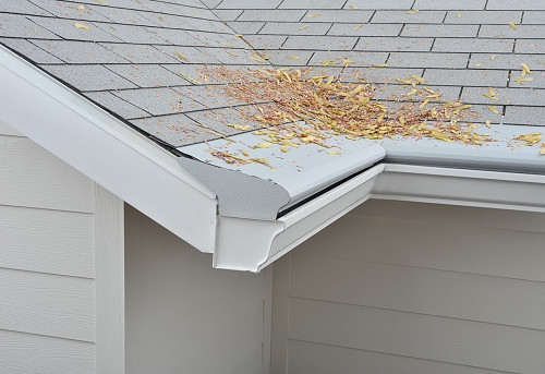 5 Gutter Mistakes to Avoid + How Much to Repair Gutters