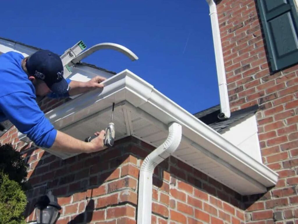 11 Signs Your Gutter Needs Repair (Before It Damages Siding or Foundation)